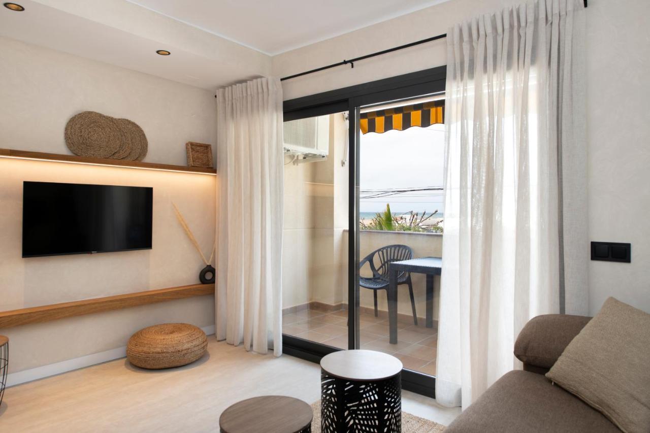 Apartamentos Marplana Castelldefels Exterior photo