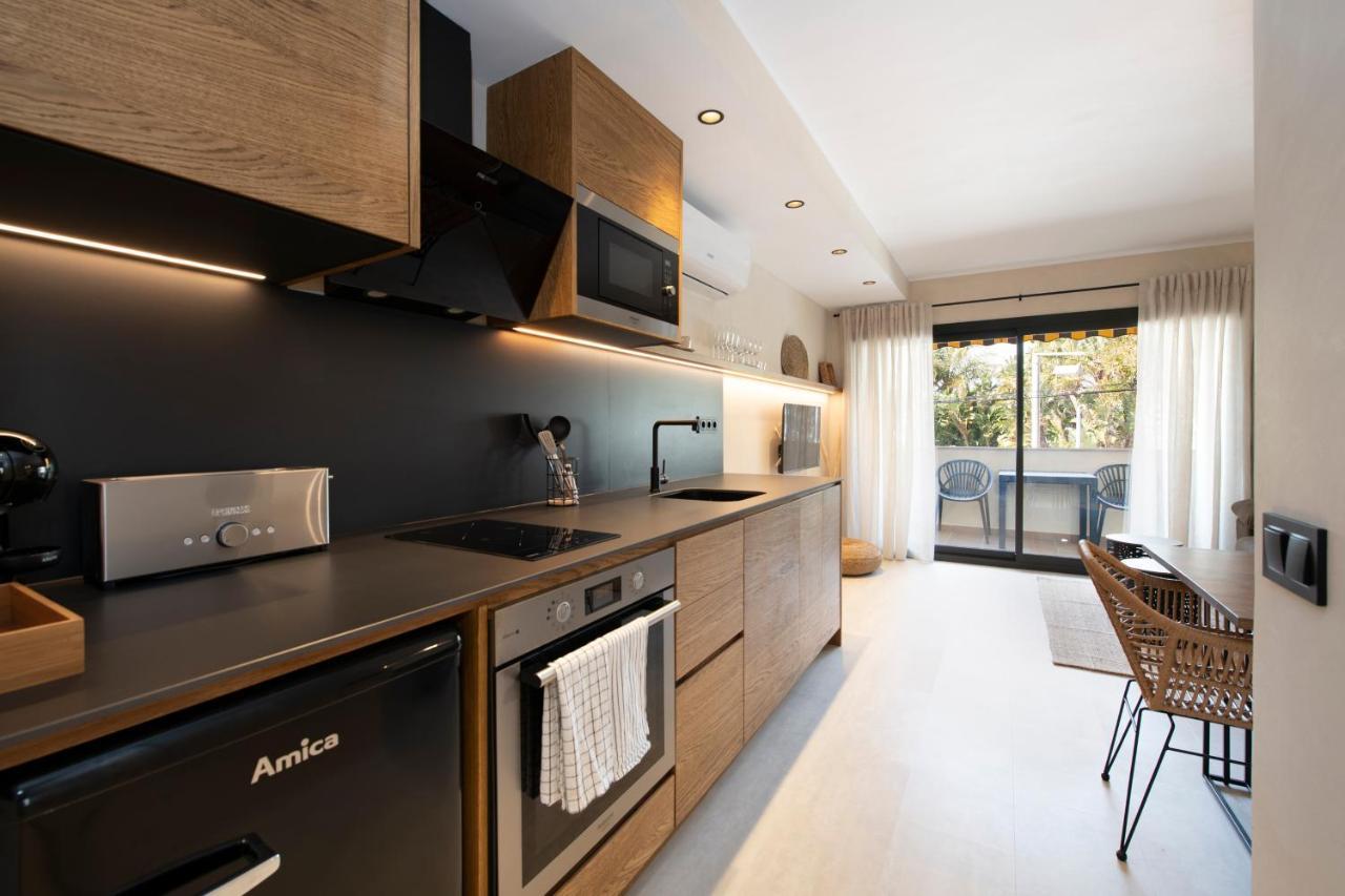 Apartamentos Marplana Castelldefels Exterior photo