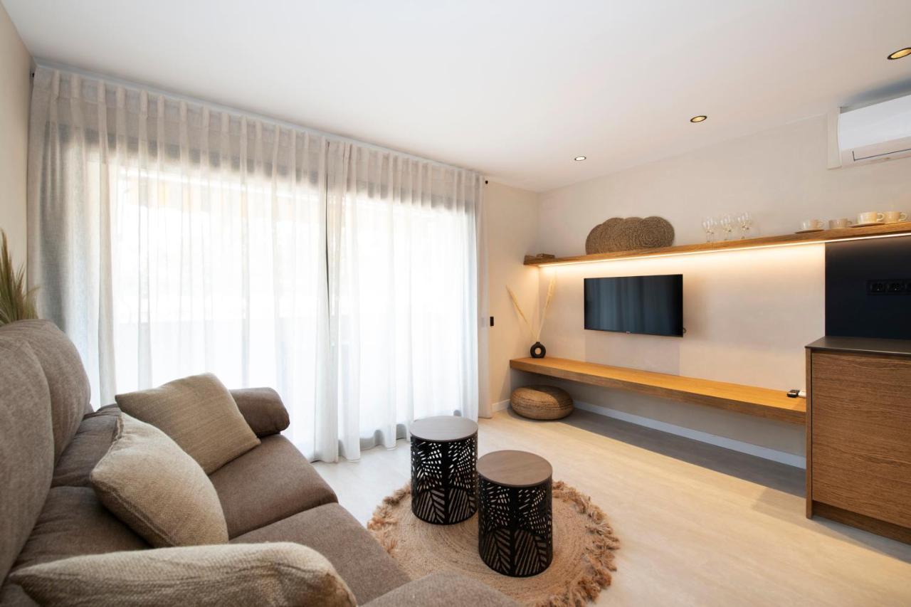 Apartamentos Marplana Castelldefels Exterior photo