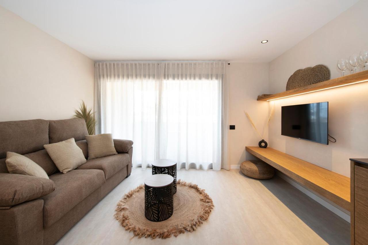 Apartamentos Marplana Castelldefels Exterior photo