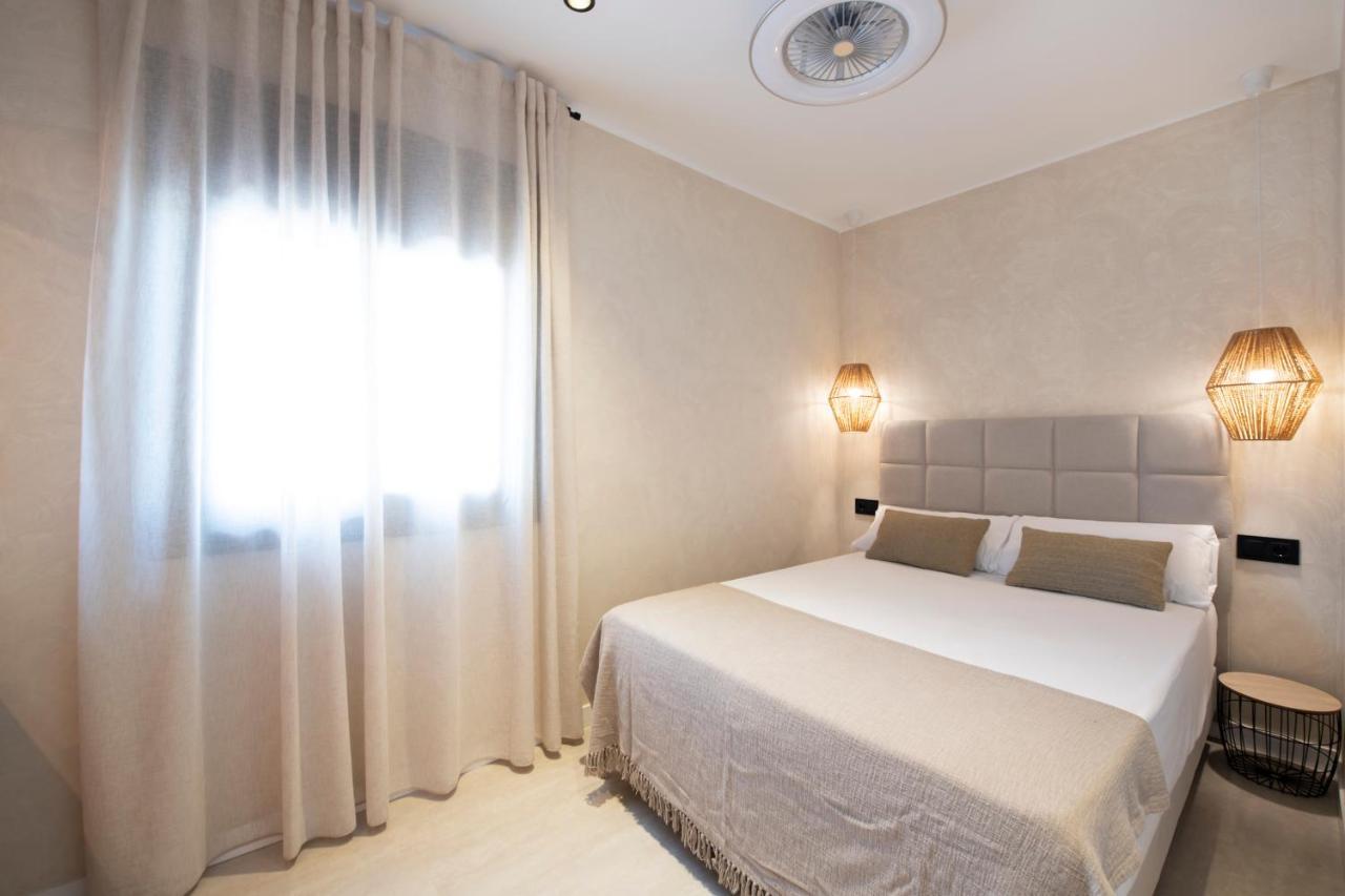 Apartamentos Marplana Castelldefels Exterior photo