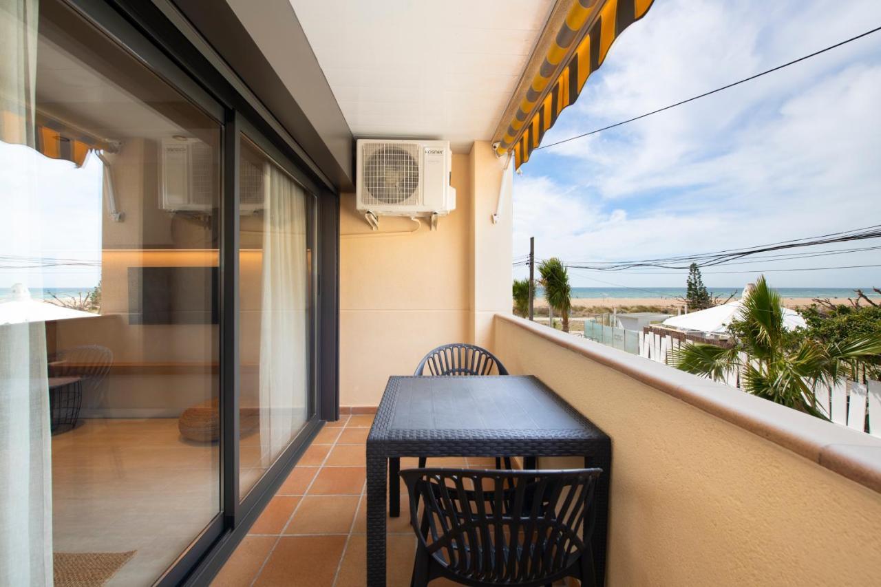 Apartamentos Marplana Castelldefels Exterior photo
